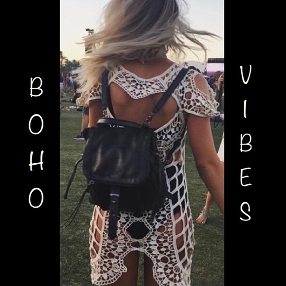 Summer & Spring Vibes are moving further towards the Bottom of My Closet…🤙🏻 - Picture 13 of 16